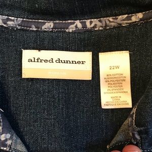 🌻MAKE ME AN OFFER🌻 Alfred Dunner Jean Jacket